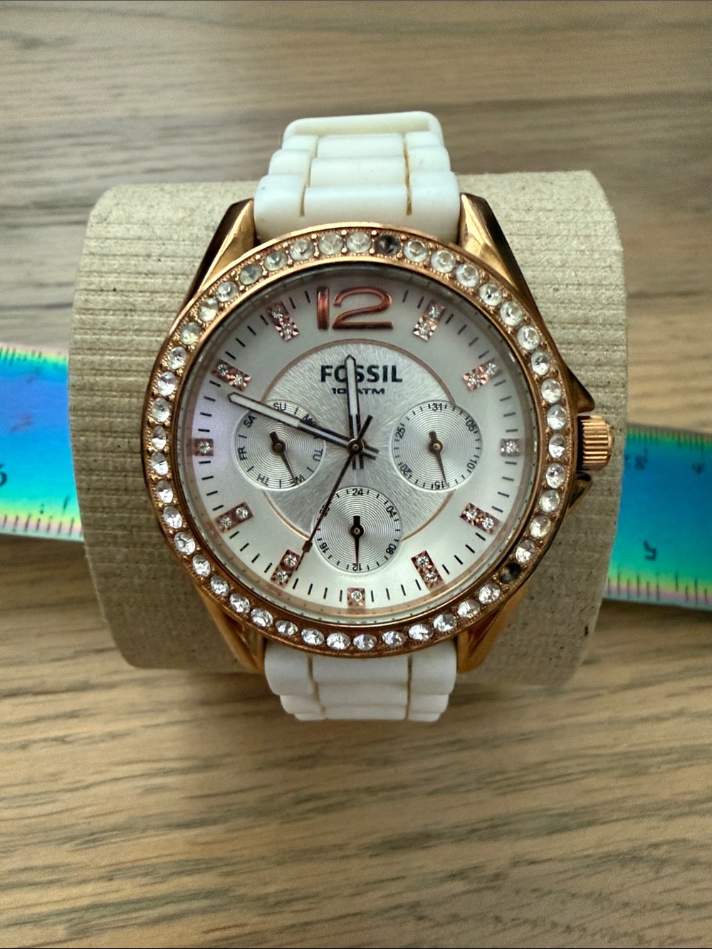 Fossil Women's White Silicone Strap Rose Gold Crystal Accented Watch
